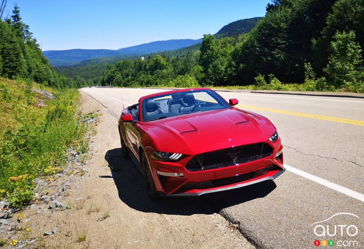 Ford Mustang GT décapotable 2020, avant